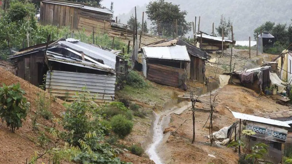 Escuelas y casas de la Montaña